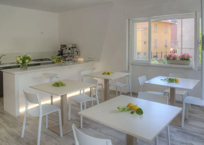 Rione San Carlo Hotel Finale Ligure