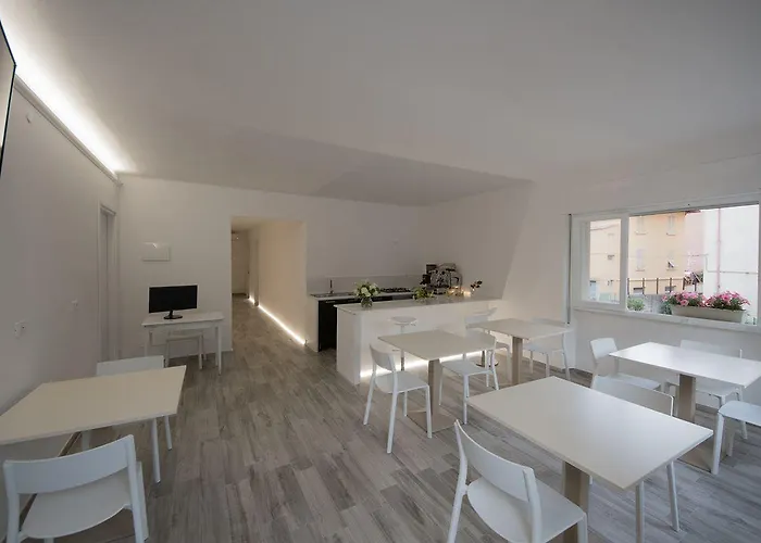 Rione San Carlo 호텔