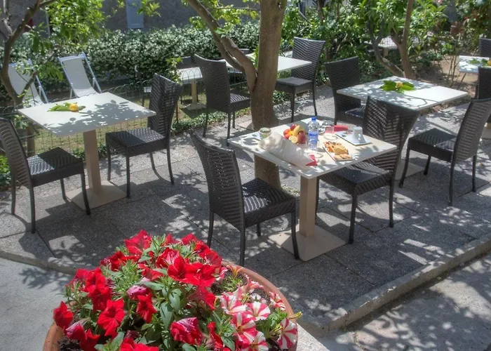 Rione San Carlo * 피날레리구레